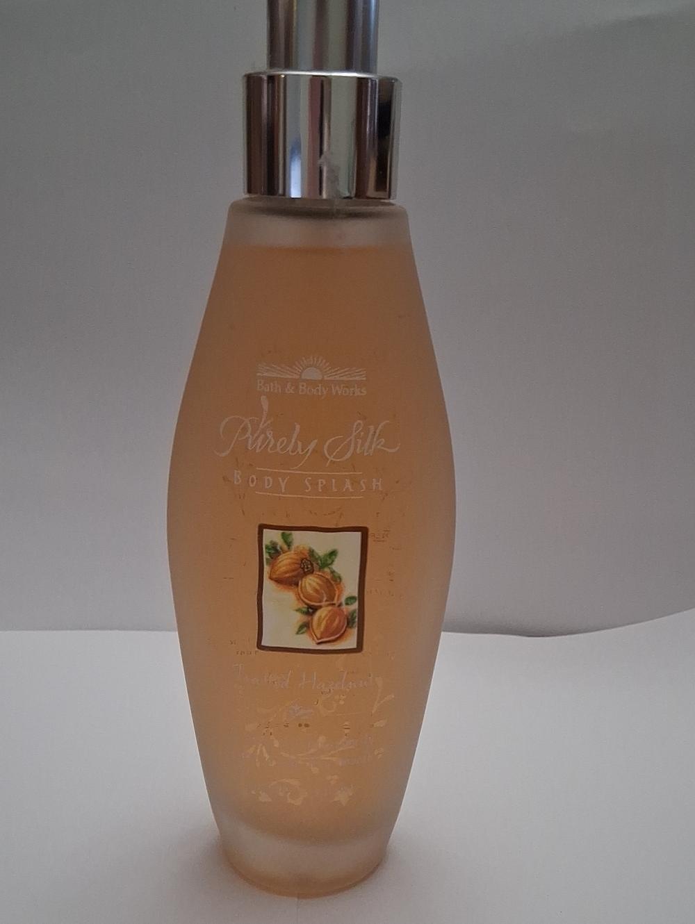 Bath & Body Works TOASTED HAZELNUT Purely Silk Fragrance Spray In Glass Bottle.